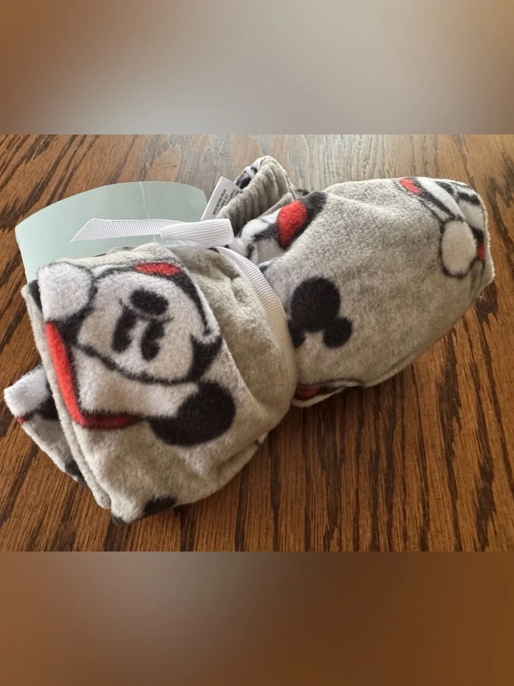 NWT Boys Size 6 Disney Mickey Mouse Christmas Santa Hat Pajama Pants Gray